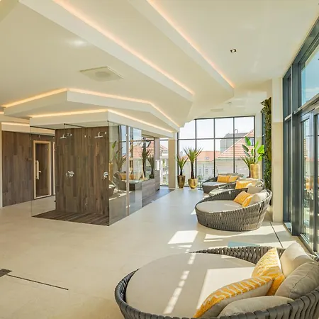 Montello Hotel 4*